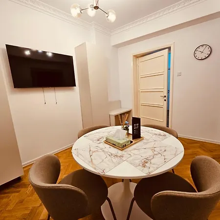 Shiro Cotroceni Апартаменти *